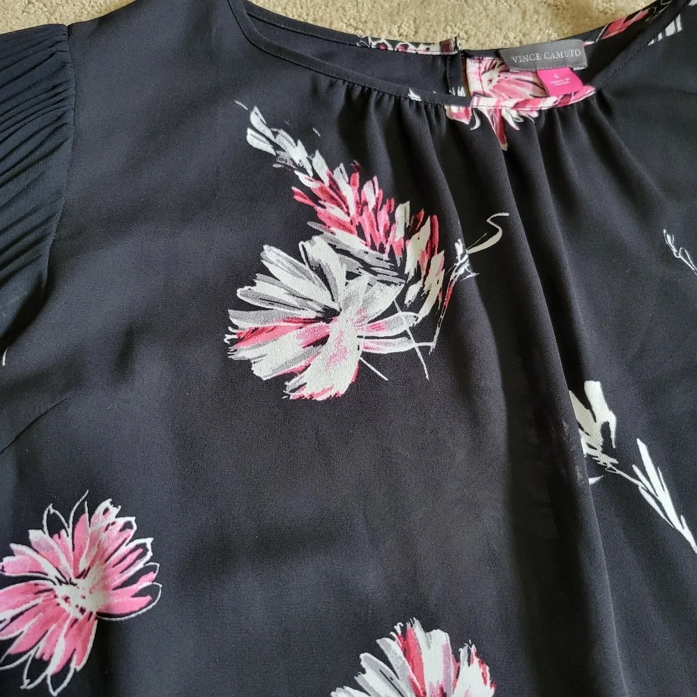 Vince Camuto Sheer Floral Accordion Sleeve Tunic Blouse Black Pink Size Small - Picture 3 of 12
